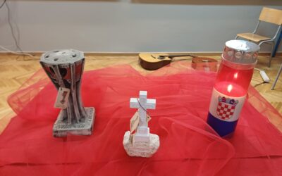 SVEČANA PRIREDBA POVODOM OBILJEŽAVANJA DANA SJEĆANJA NA ŽRTVU VUKOVARA I ŠKABRNJE